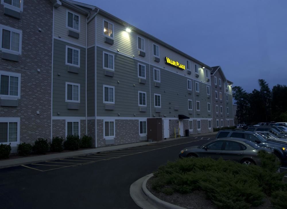 Woodspring Suites Raleigh Apex Exterior photo